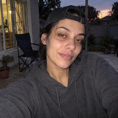 @socket.2000